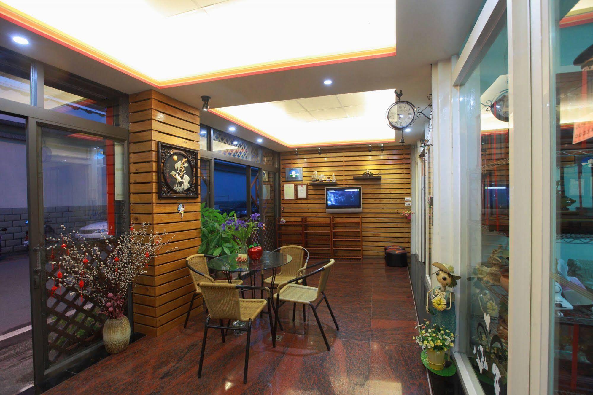 First Place B&B Hualien Exterior foto