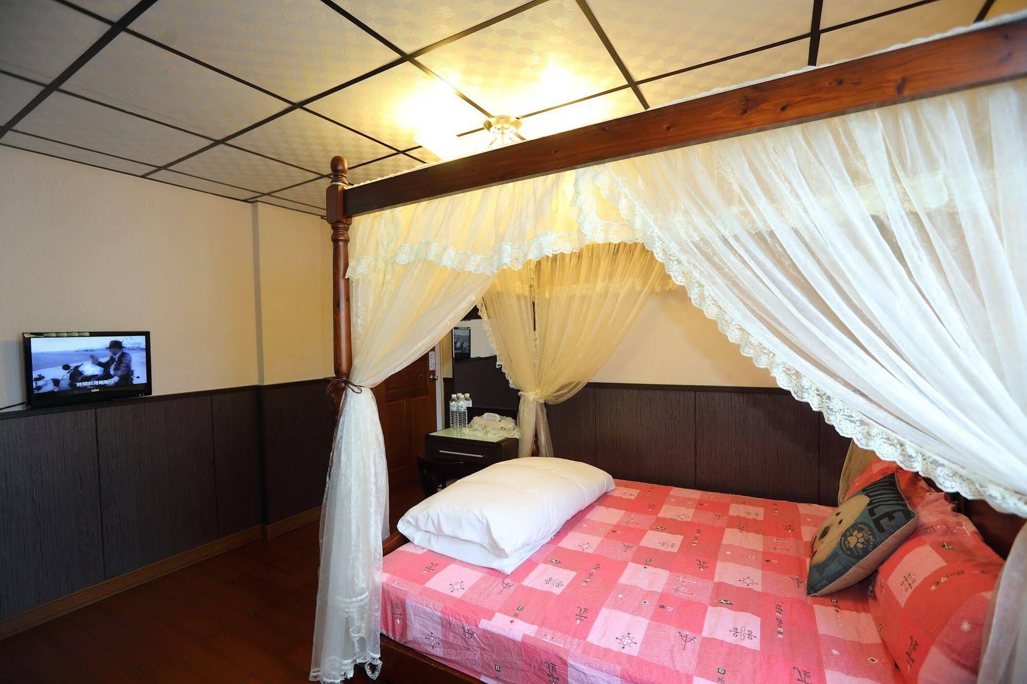 First Place B&B Hualien Exterior foto