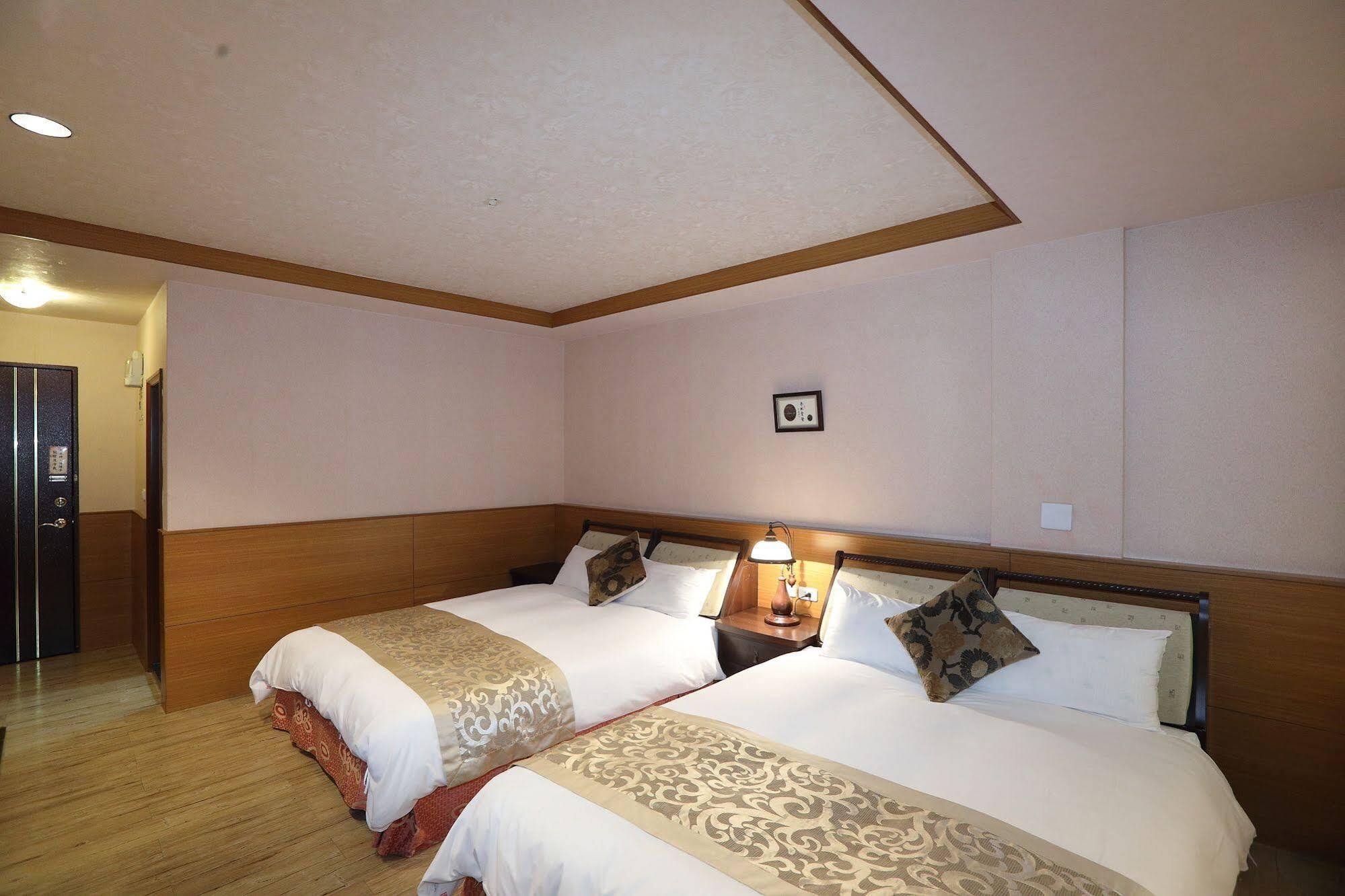 First Place B&B Hualien Exterior foto